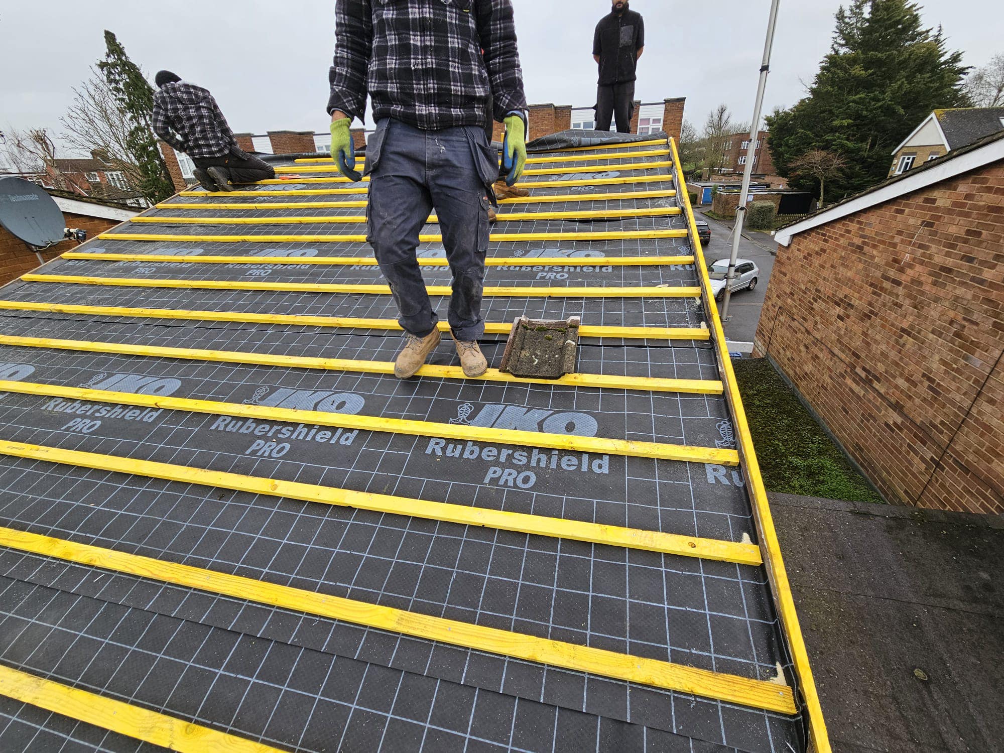 Roofing project - 1437389410846848