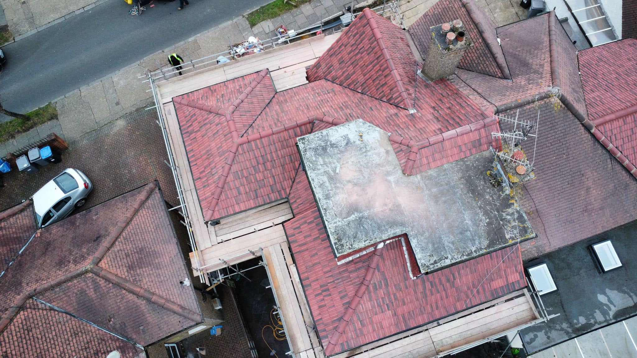 Roofing project - 1437397404179382