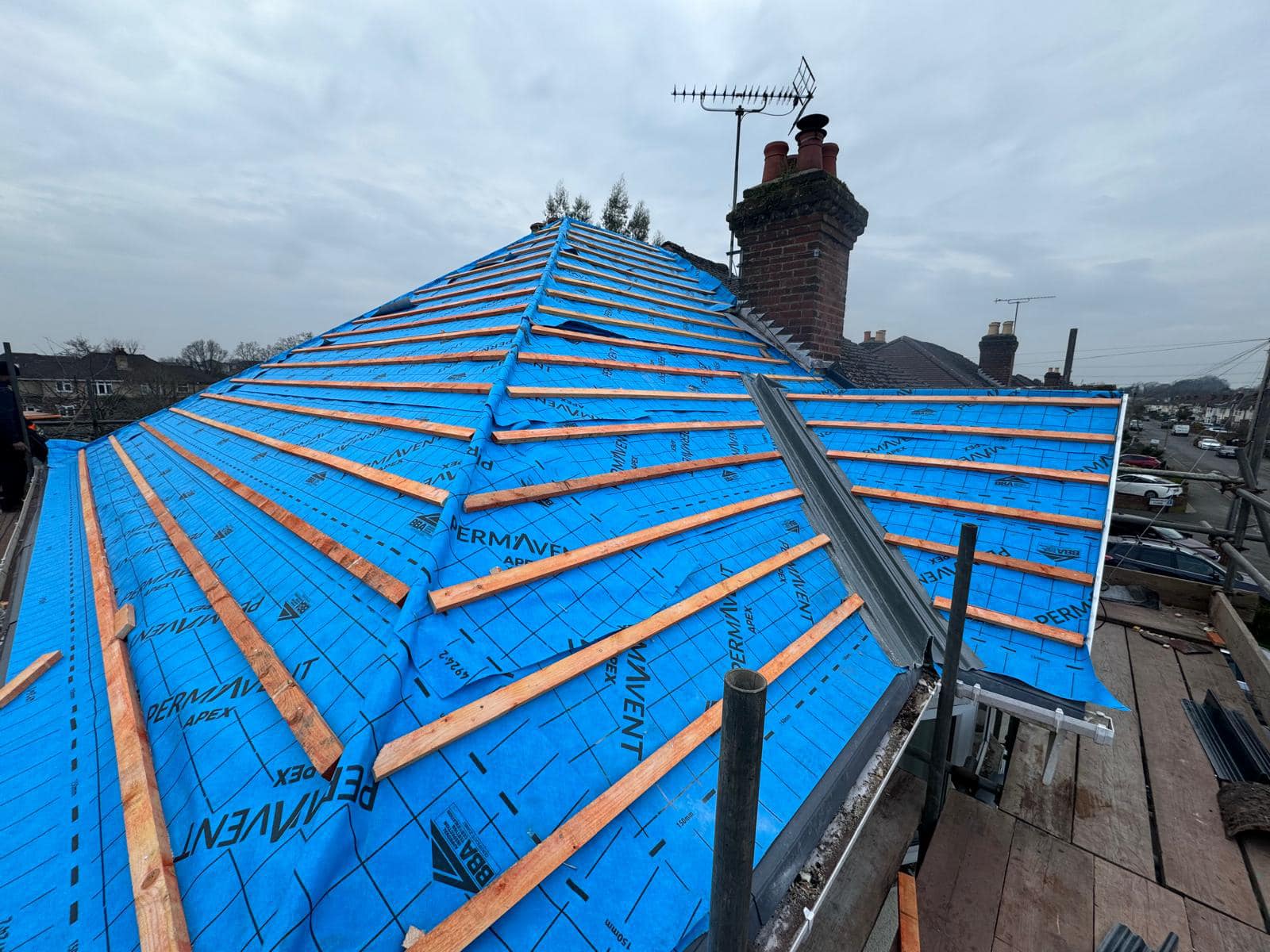 Roofing project - 1437398417512614