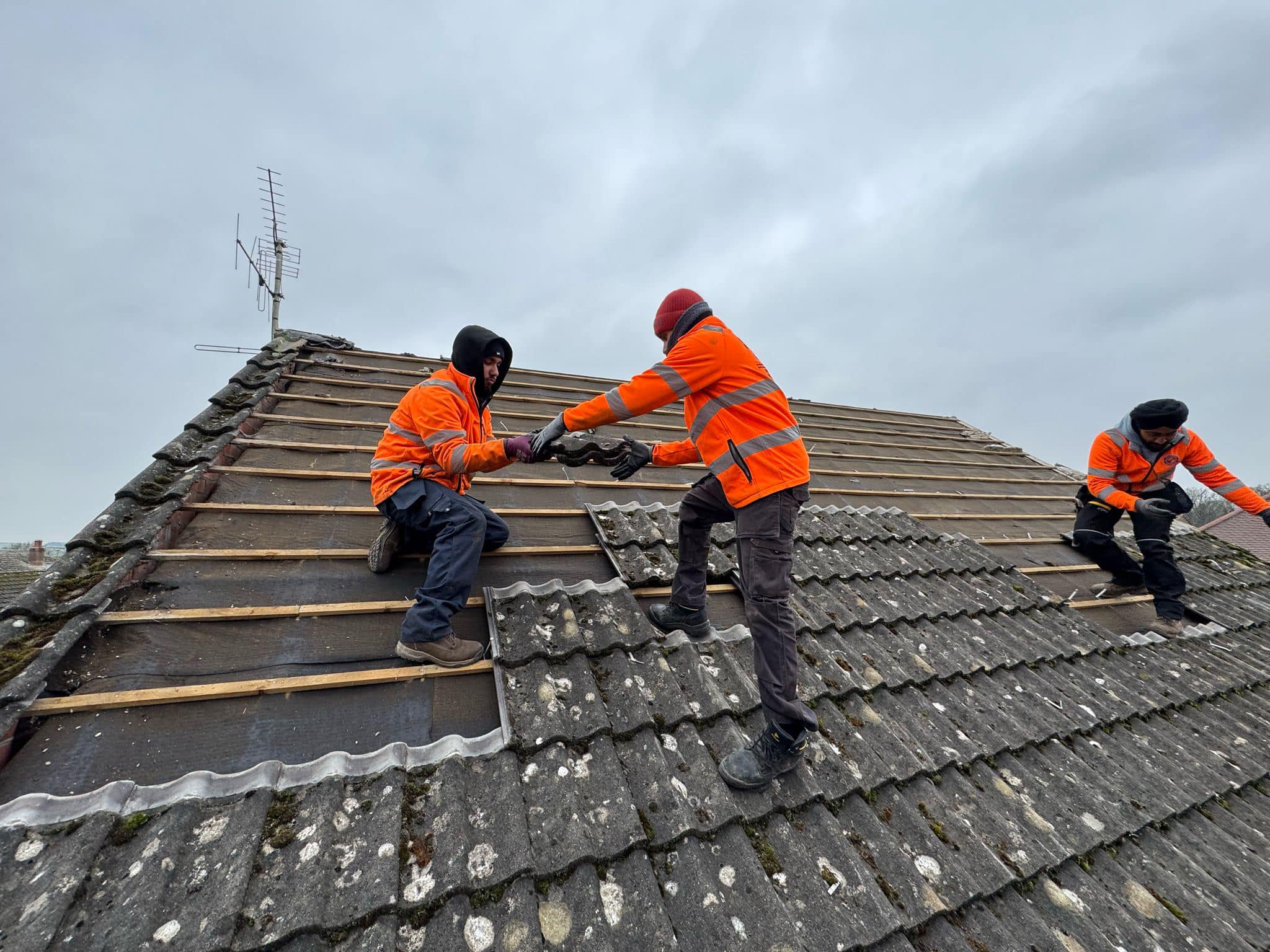 Roofing project - 1437400310845758