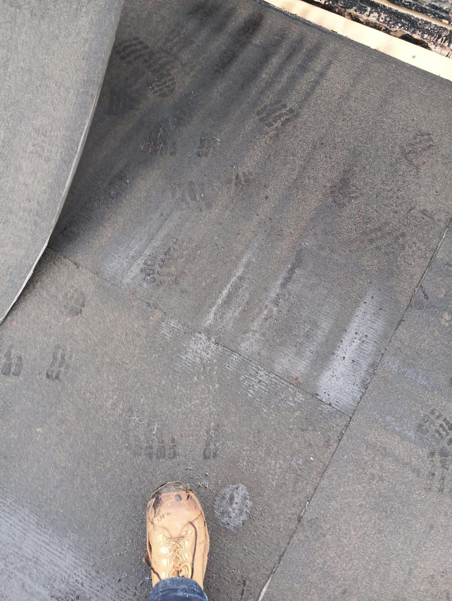 Roofing project - 1437406130845176