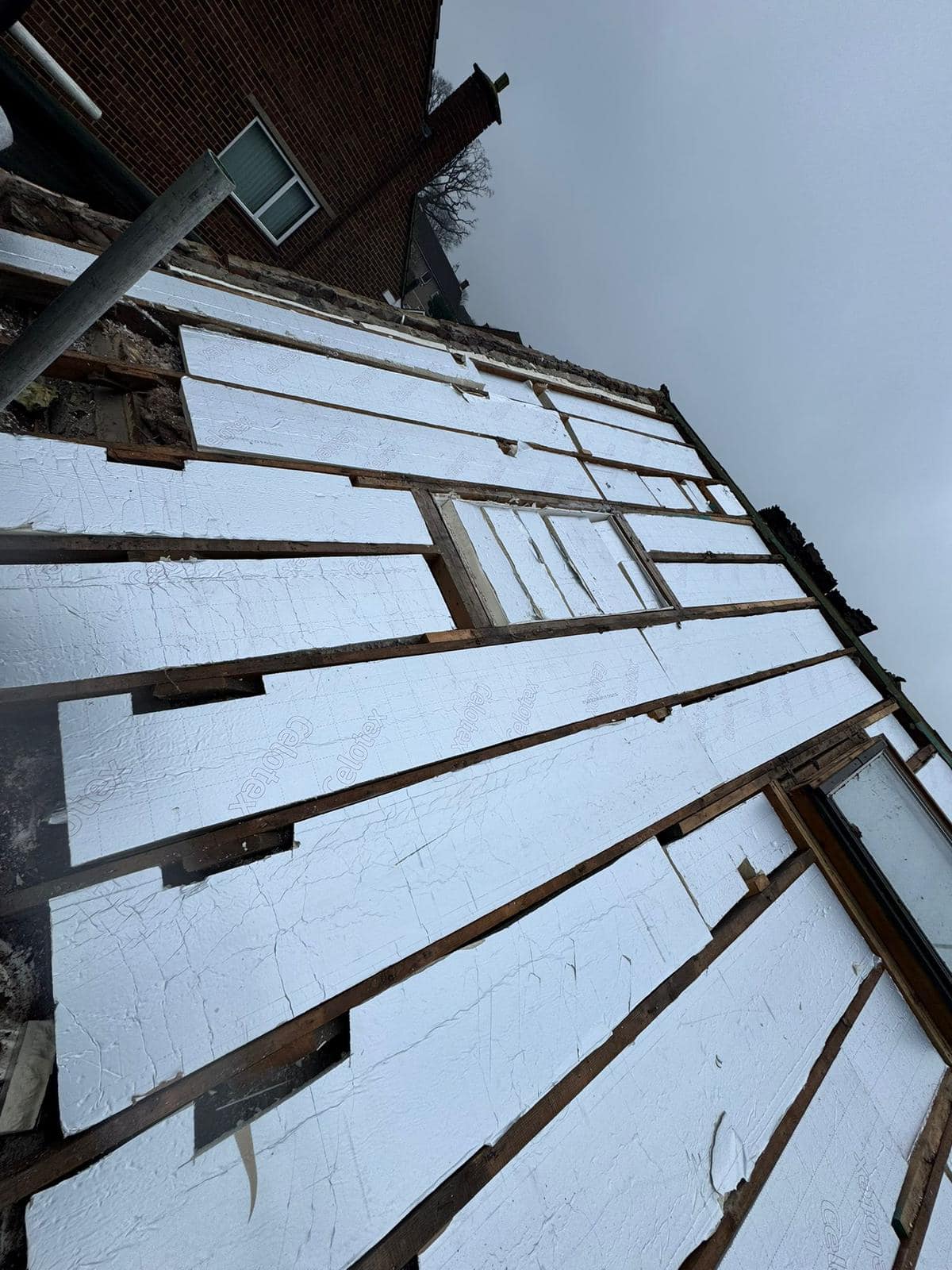 Roofing project - 1437408324178290