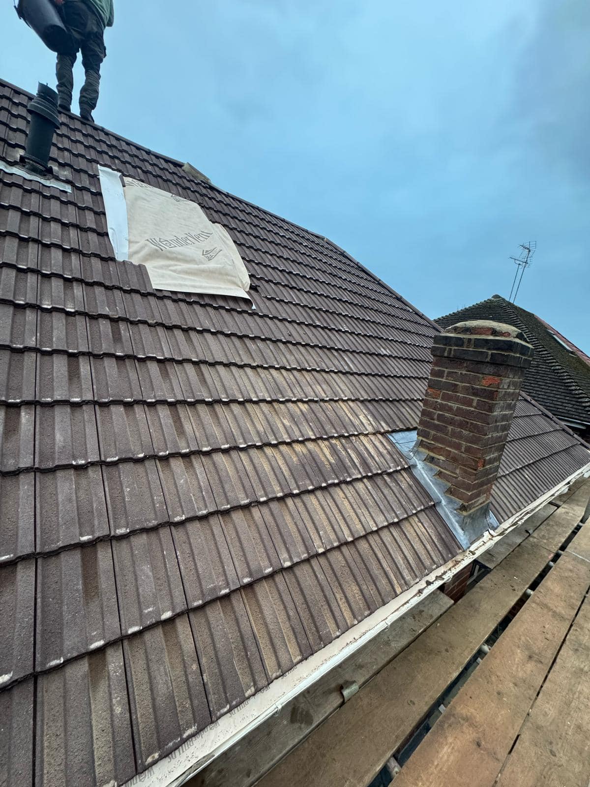 Roofing project - 1437408384178284