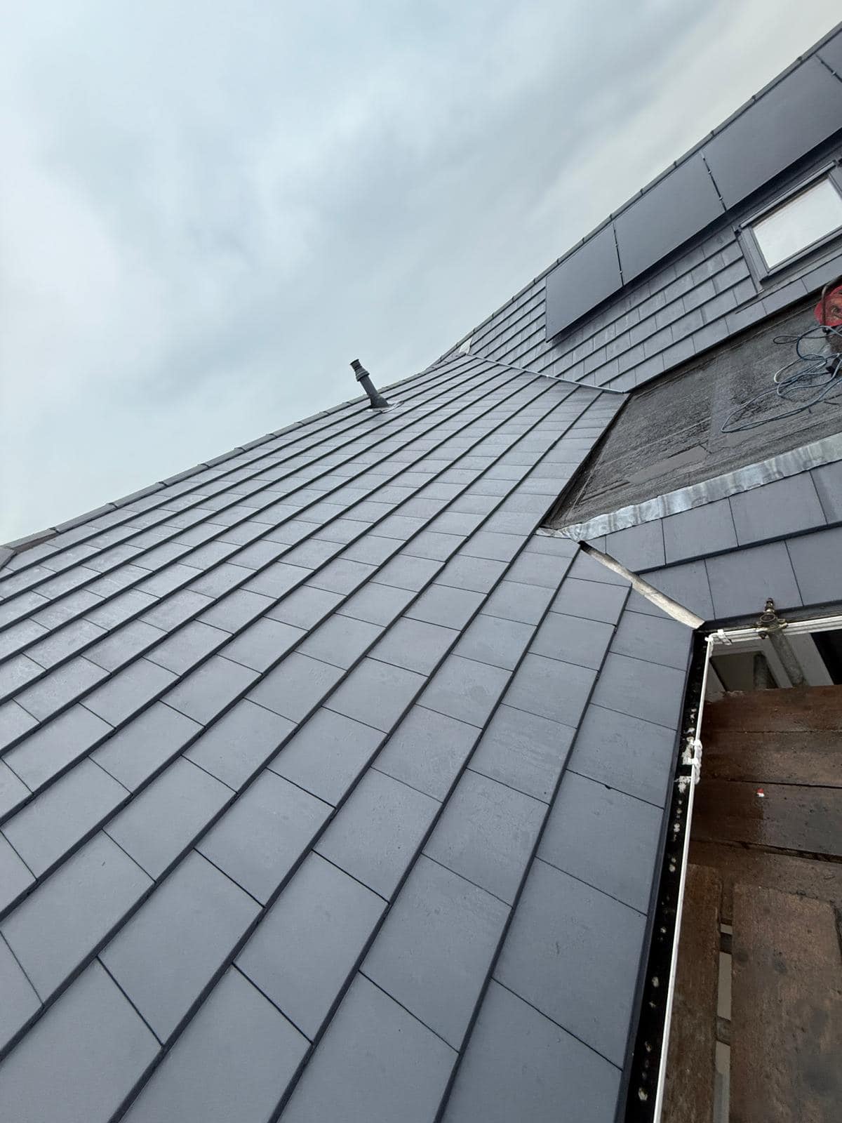 Roofing project - 1437408874178235