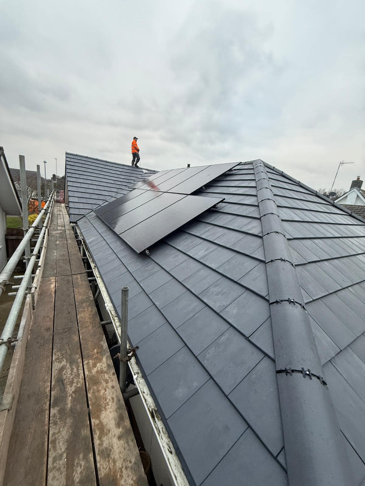 Roofing project - 1437409034178219