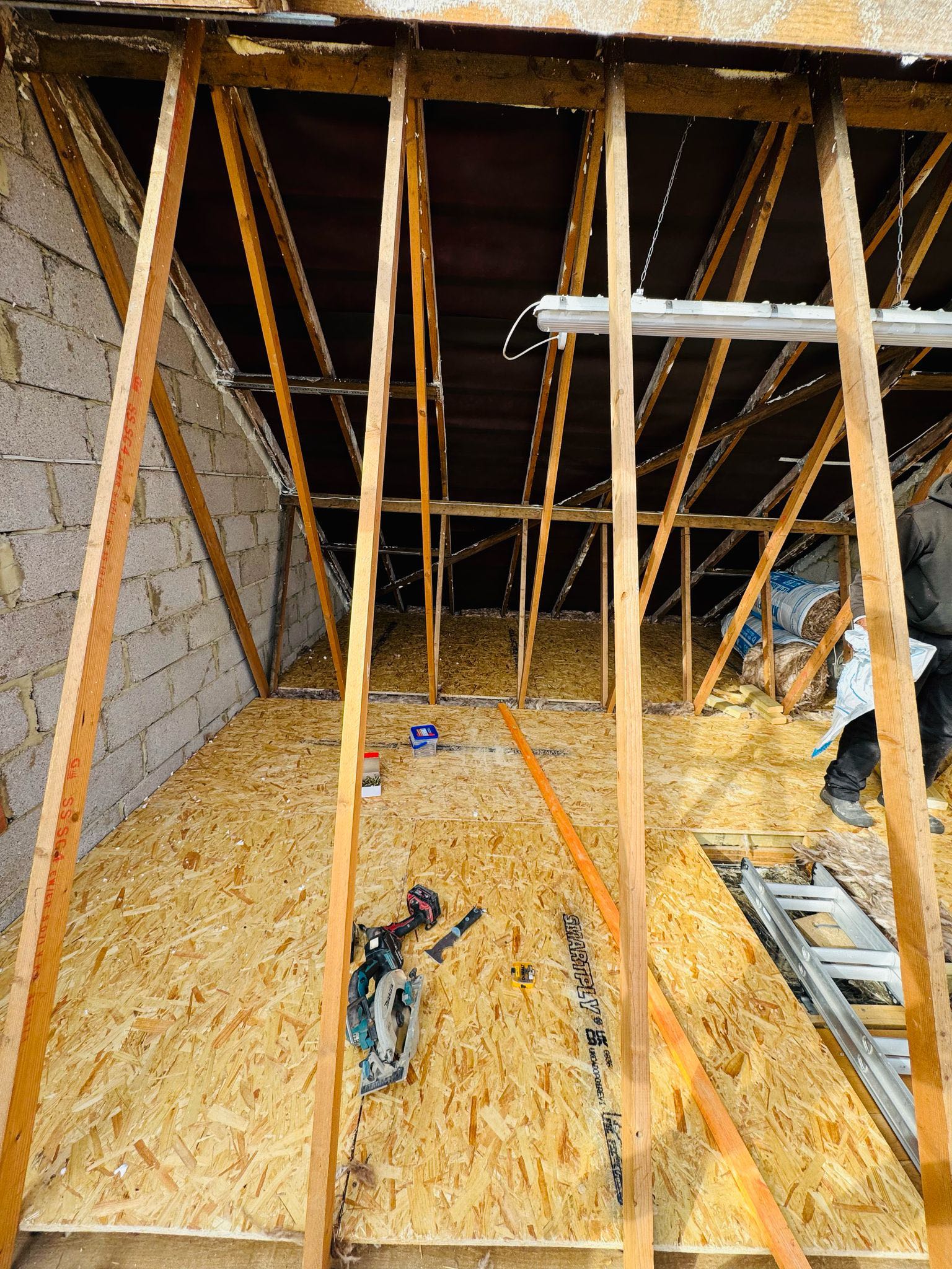 Roofing project - 1449521709633618