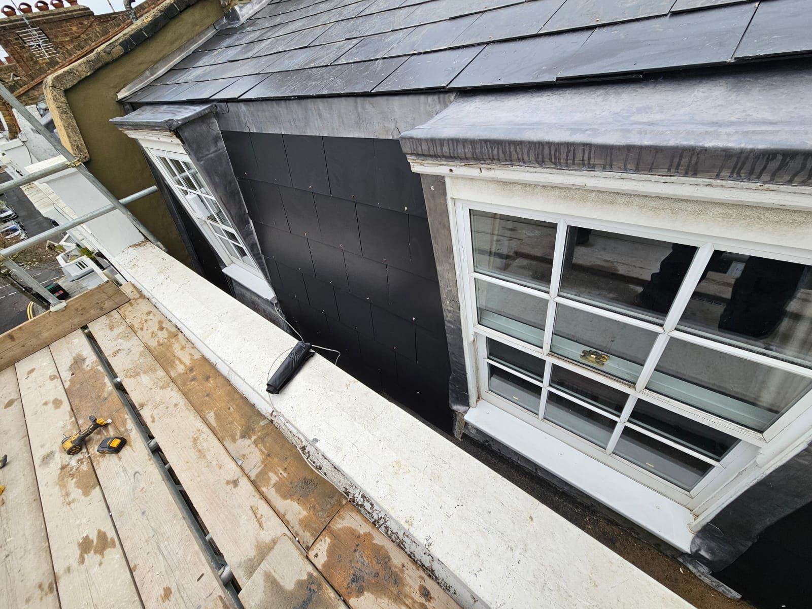 Roofing project - 1449522092966913