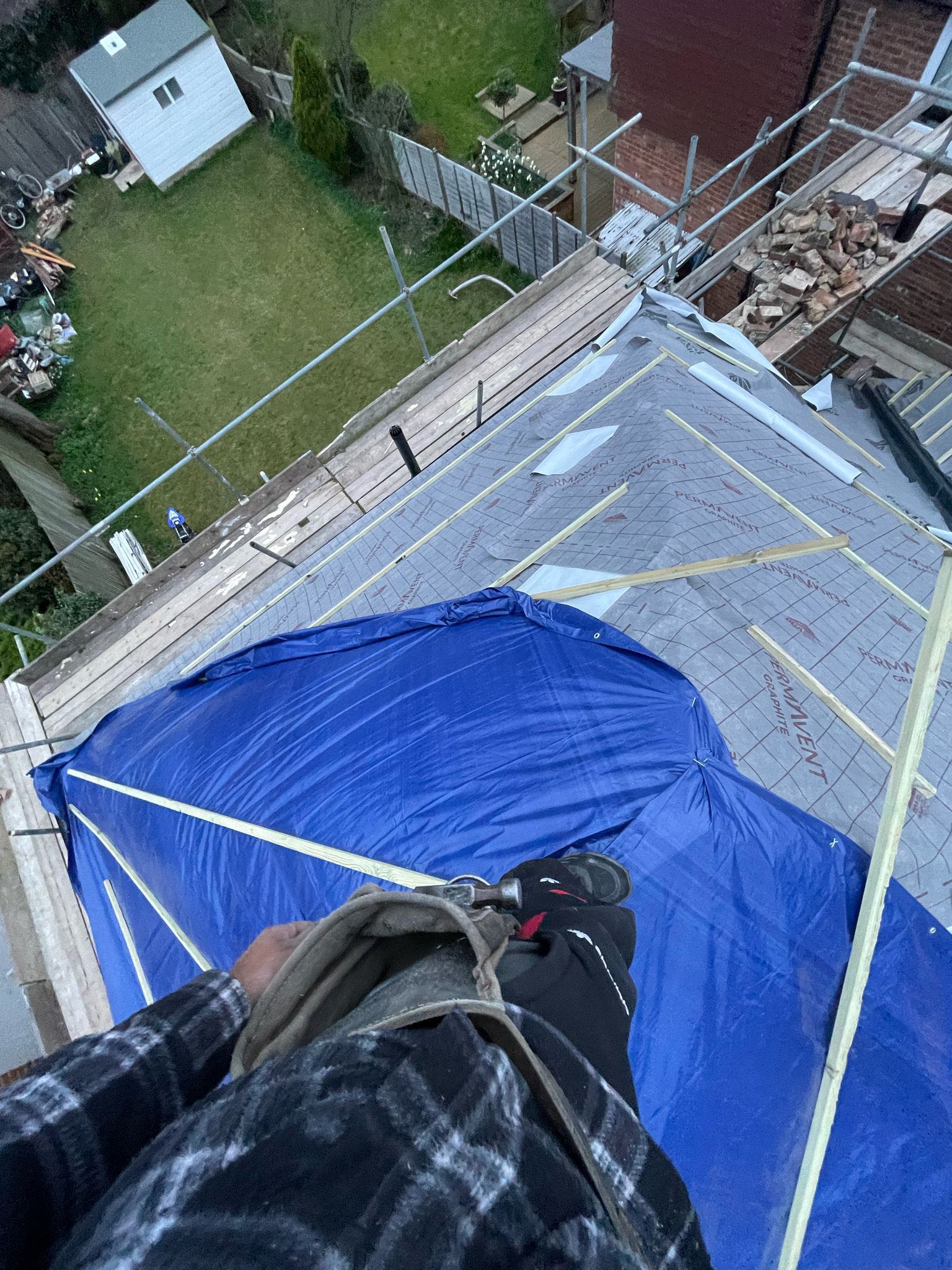 Roofing project - 1450938692825253