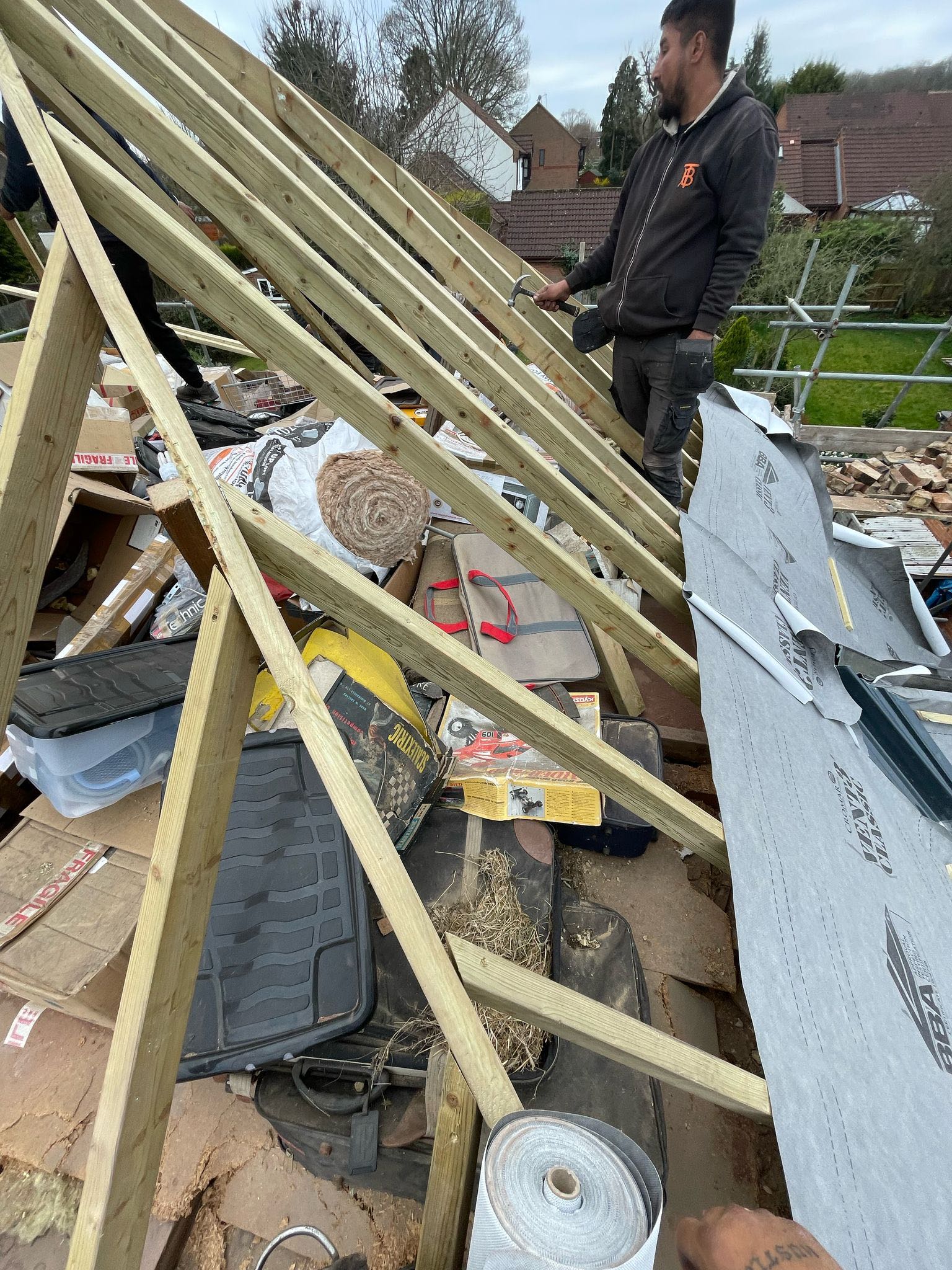 Roofing project - 1450938796158576