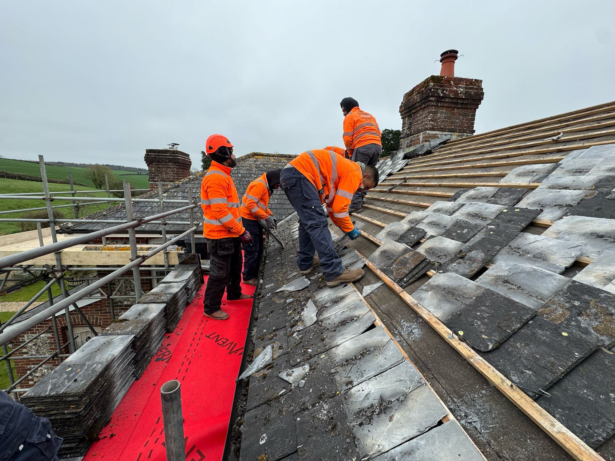 Roofing project - 1450941522824970