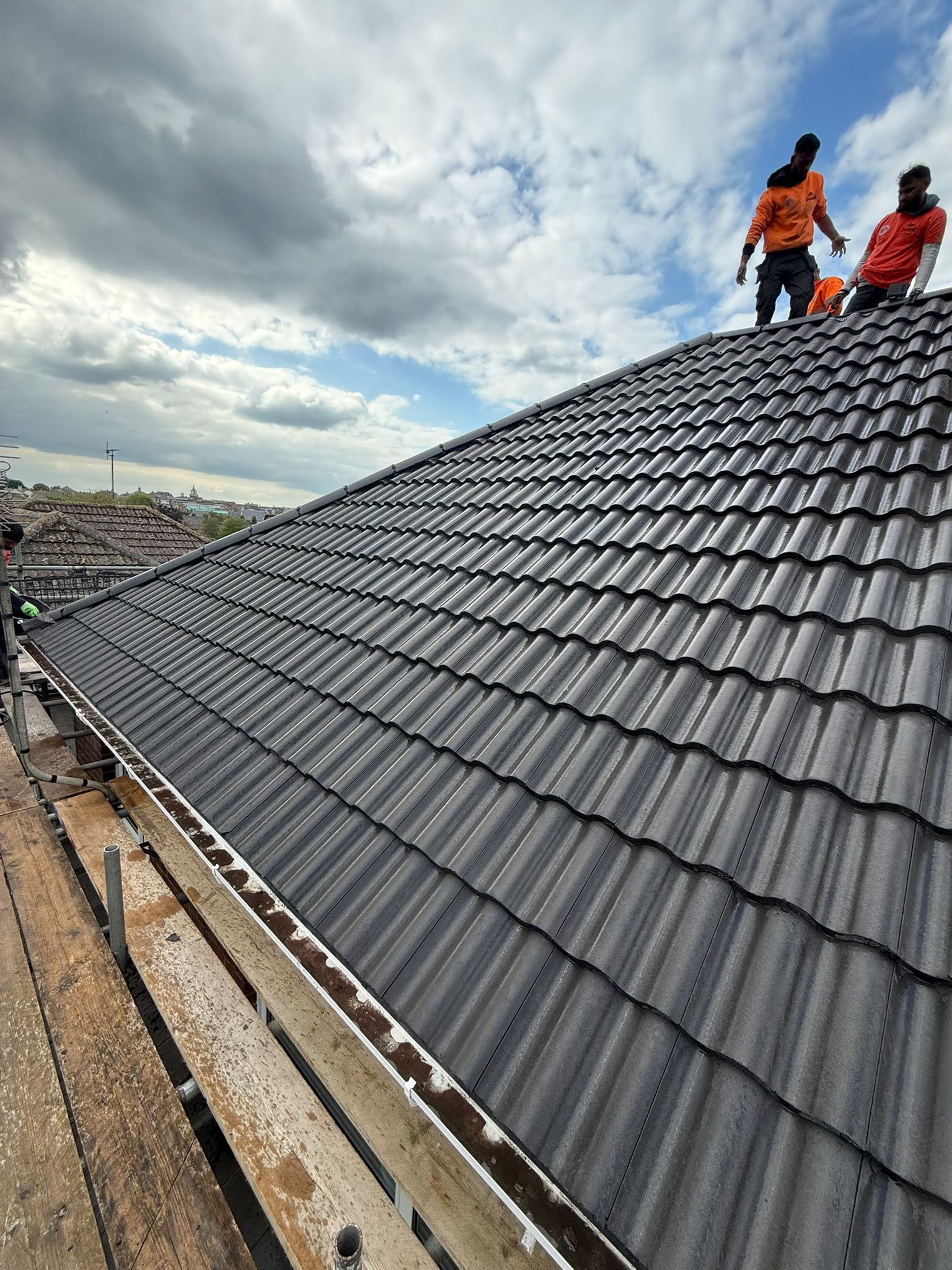 Roofing project - 1487964825789306