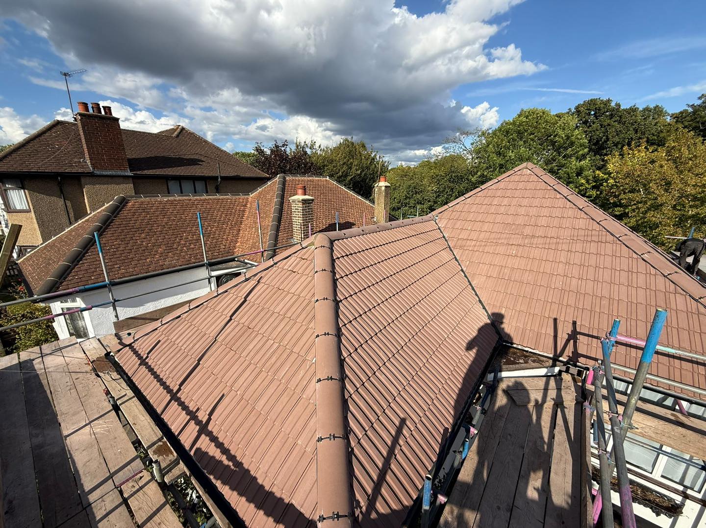 Roofing project - 1590796872172767