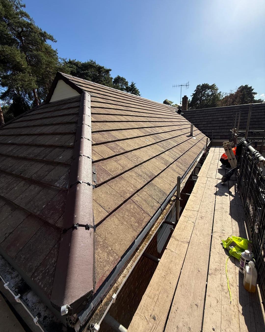 Roofing project - 1590920132160441