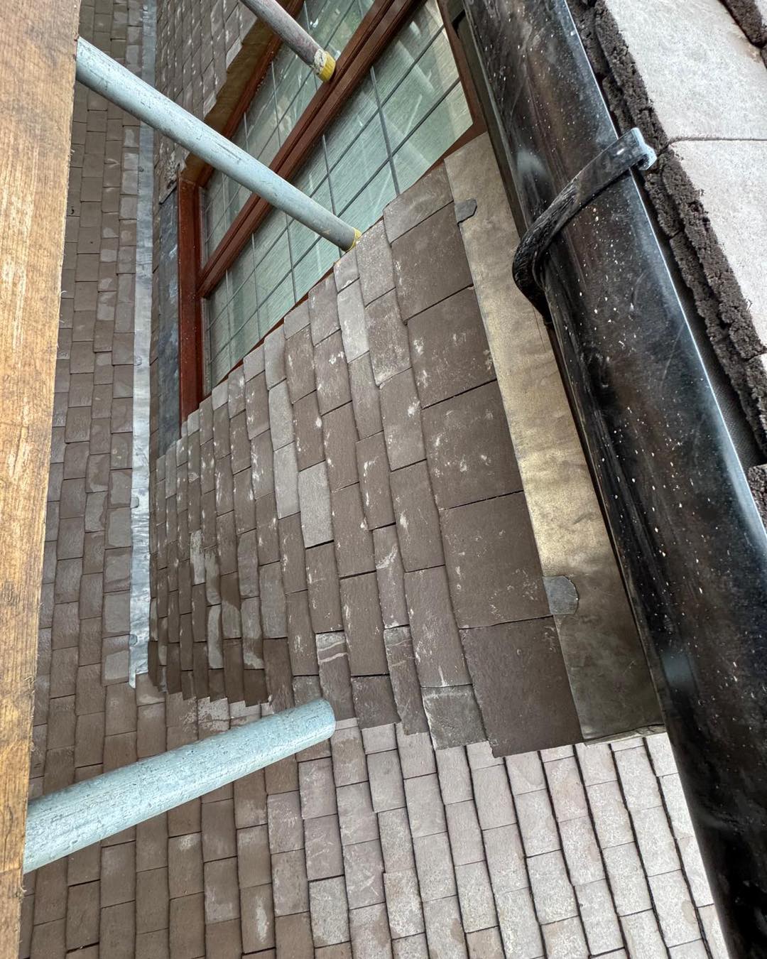 Roofing project - 1592590248660096