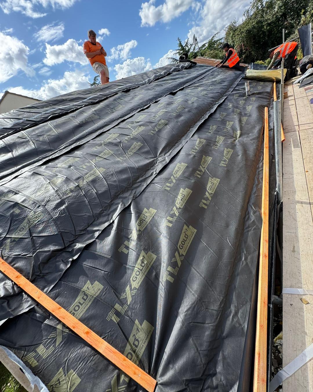 Roofing project - 1595145238404597