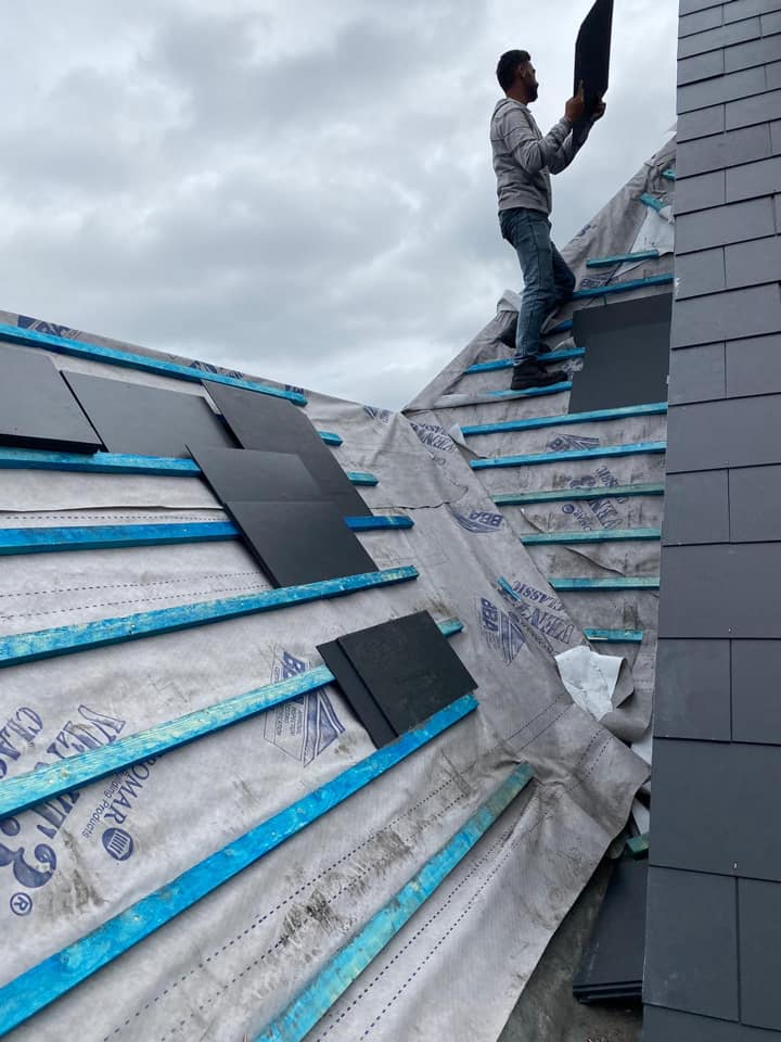 Roofing project - 301750381243928