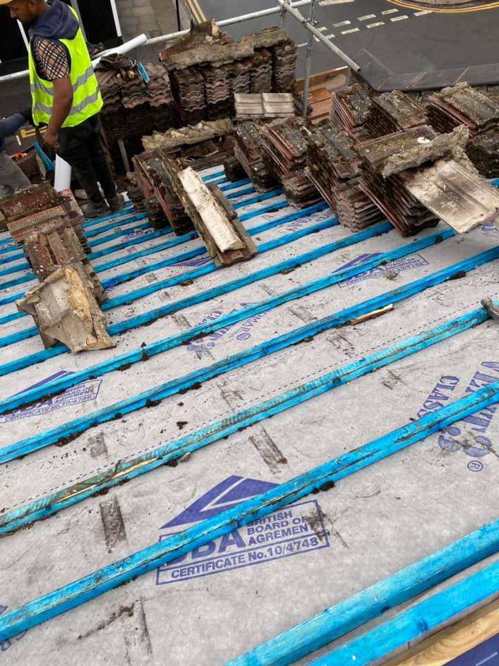 Roofing project - 308407610578205