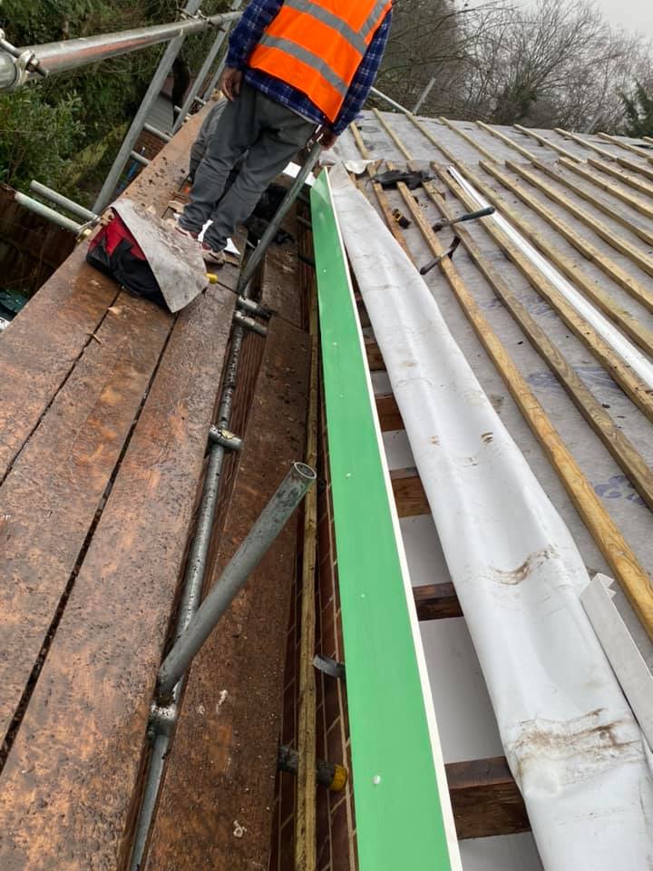 Roofing project - 423165042435794