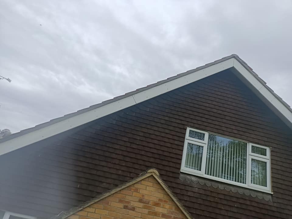 Roofing project - 492300405522257