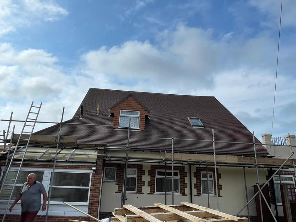 Roofing project - 541428807276083