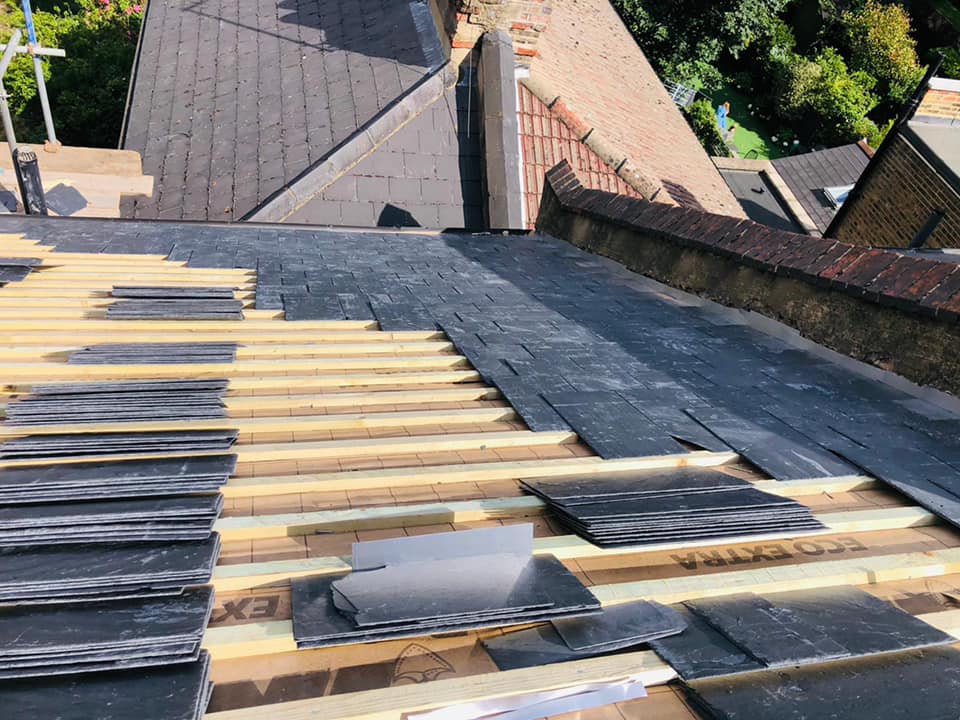 Roofing project - 556870029065294