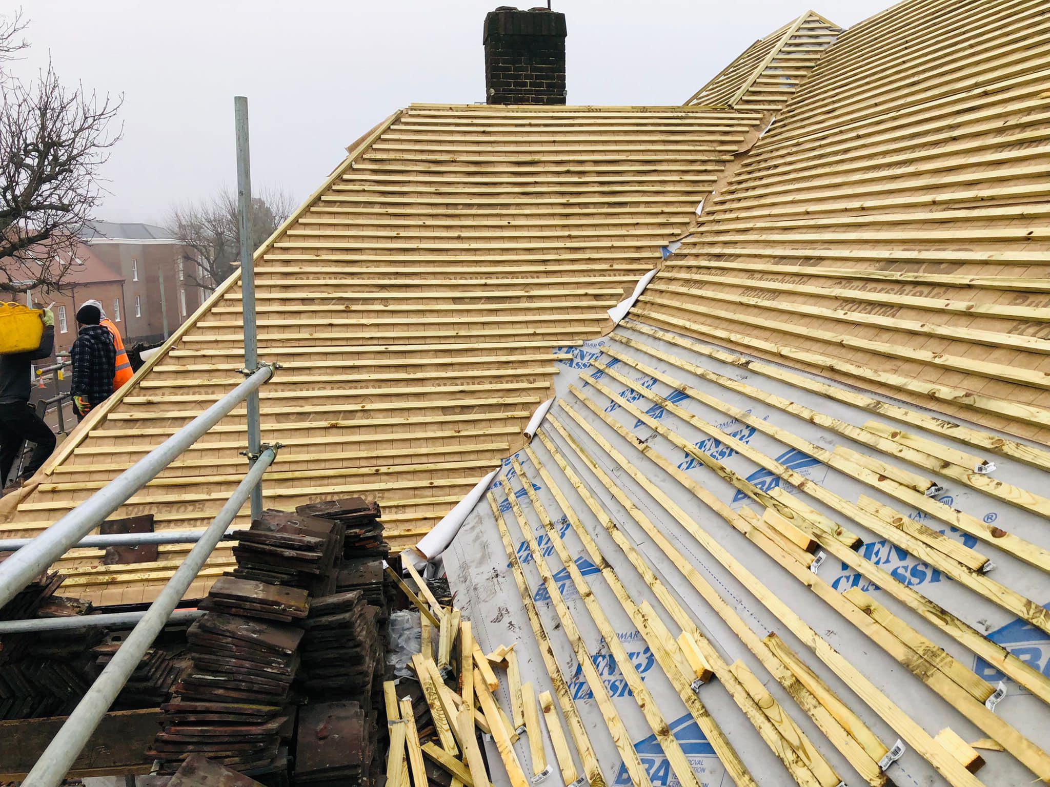 Roofing project - 641467803938849