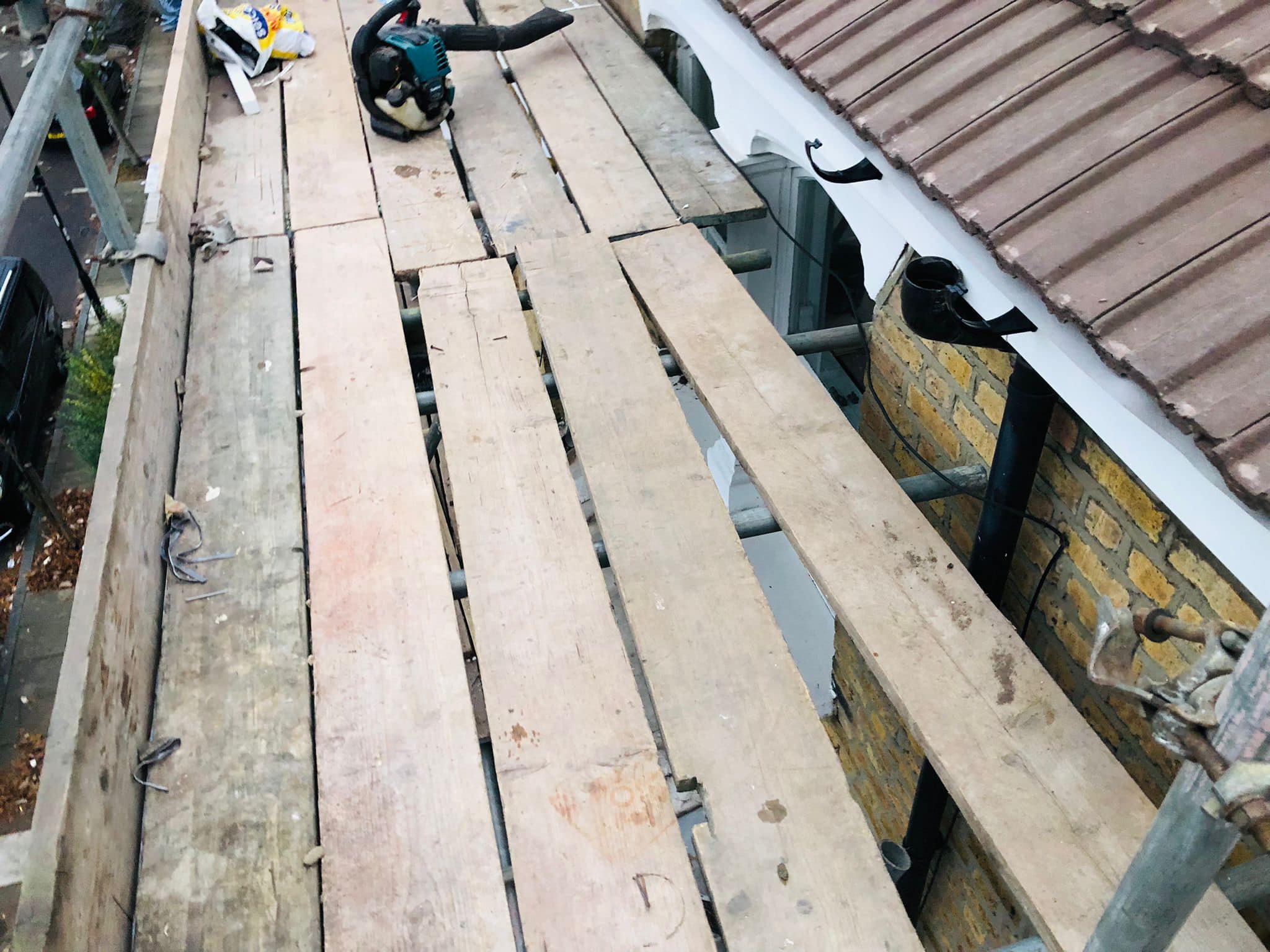 Roofing project - 641471067271856