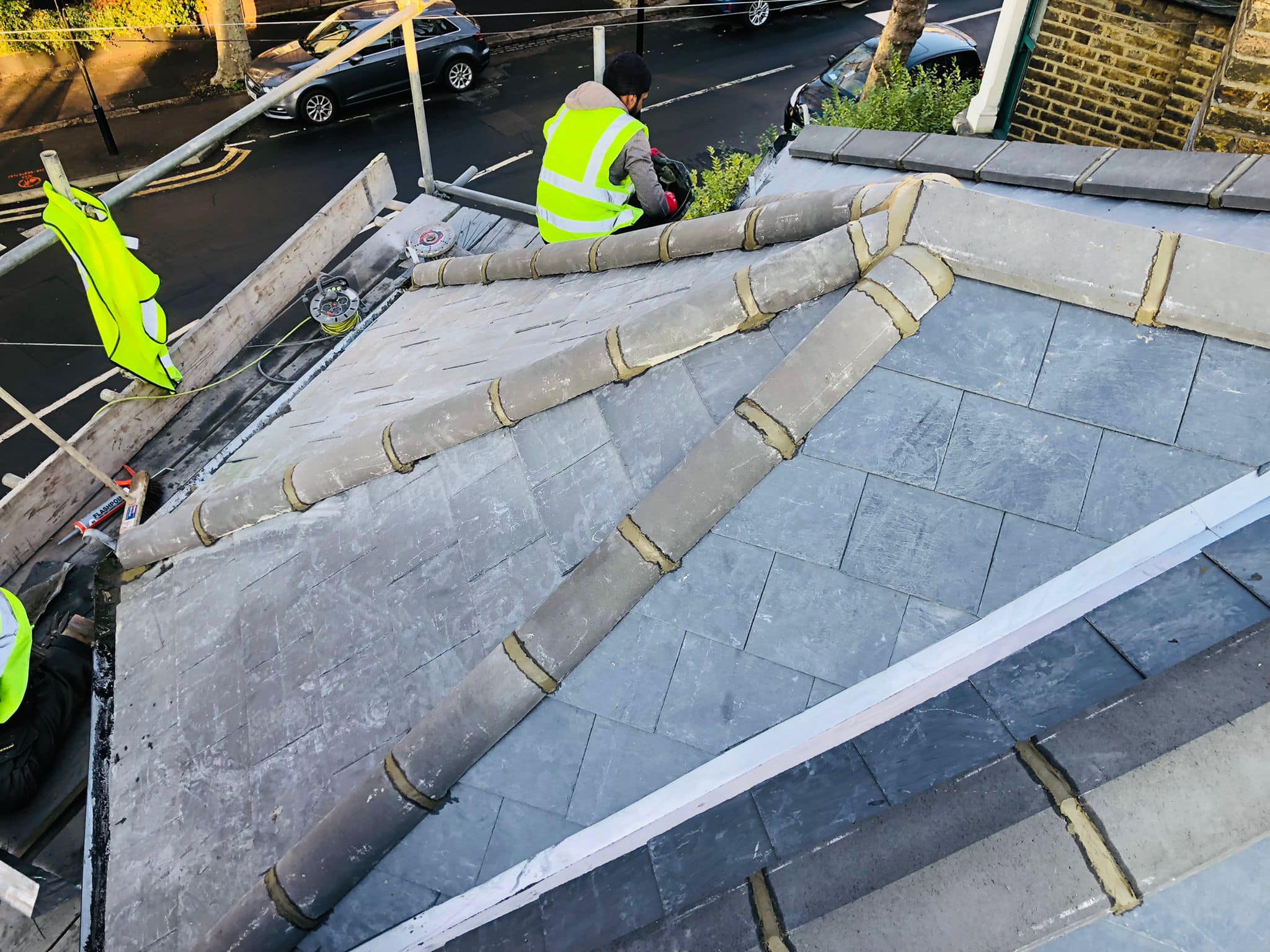 Roofing project - 650493036369659