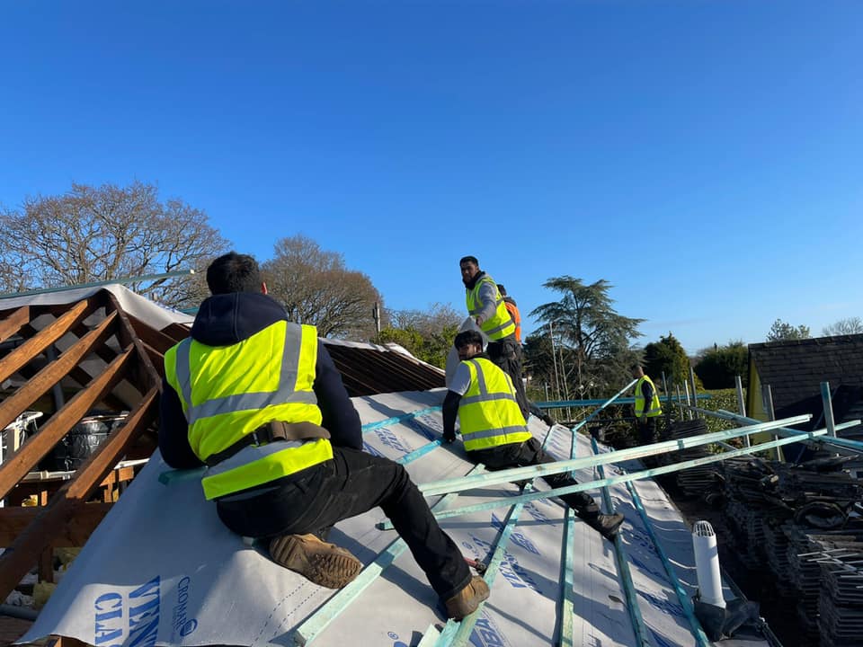 Roofing project - 652886029463693