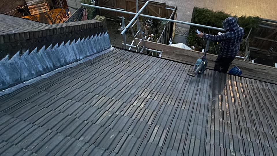 Roofing project - 668634814555481