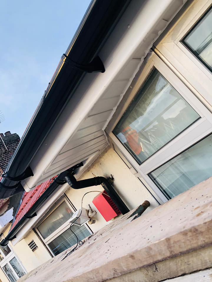 Roofing project - 668636224555340