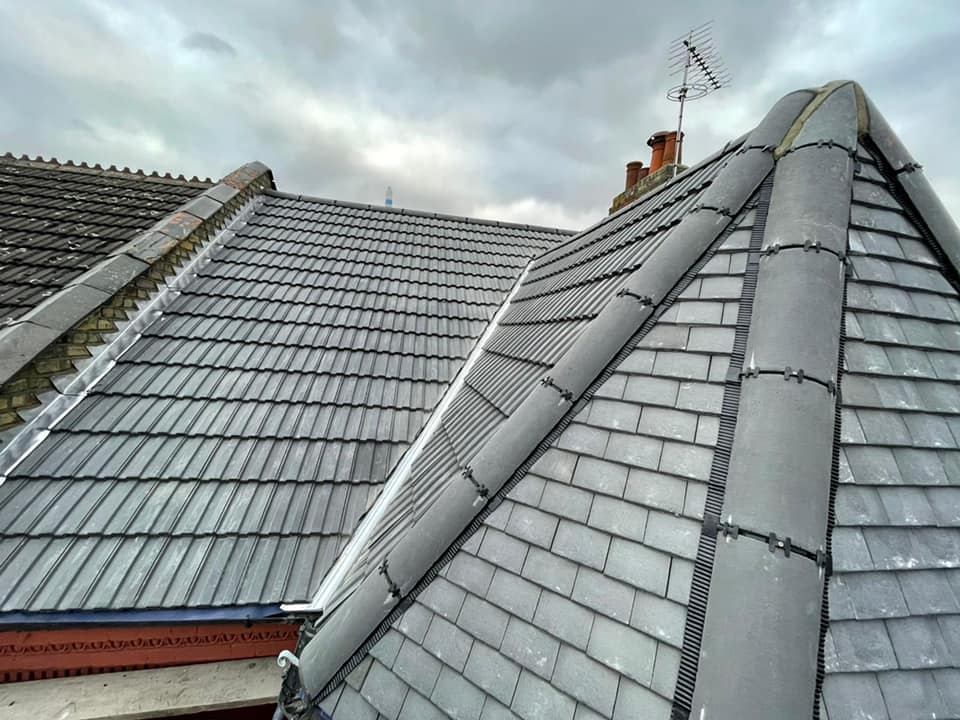 Roofing project - 668638384555124