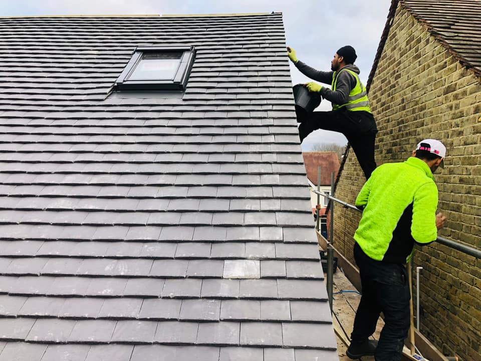 Roofing project - 668640997888196