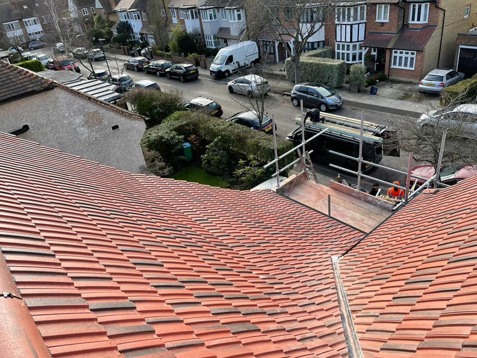 Roofing project - 668642244554738