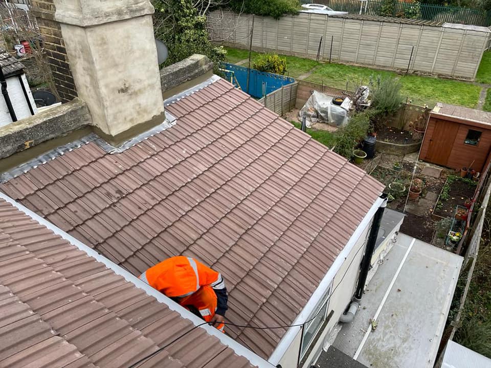 Roofing project - 668643457887950
