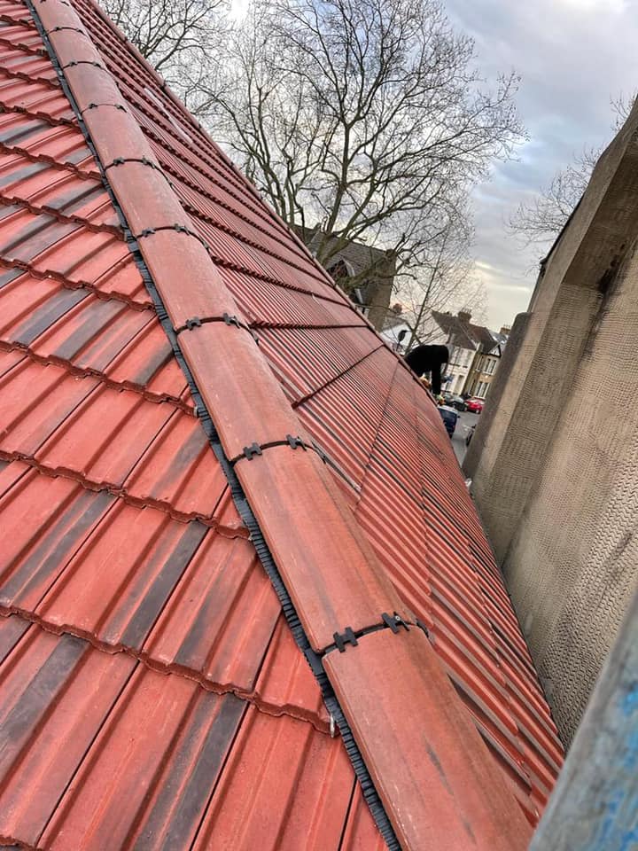 Roofing project - 668644007887895