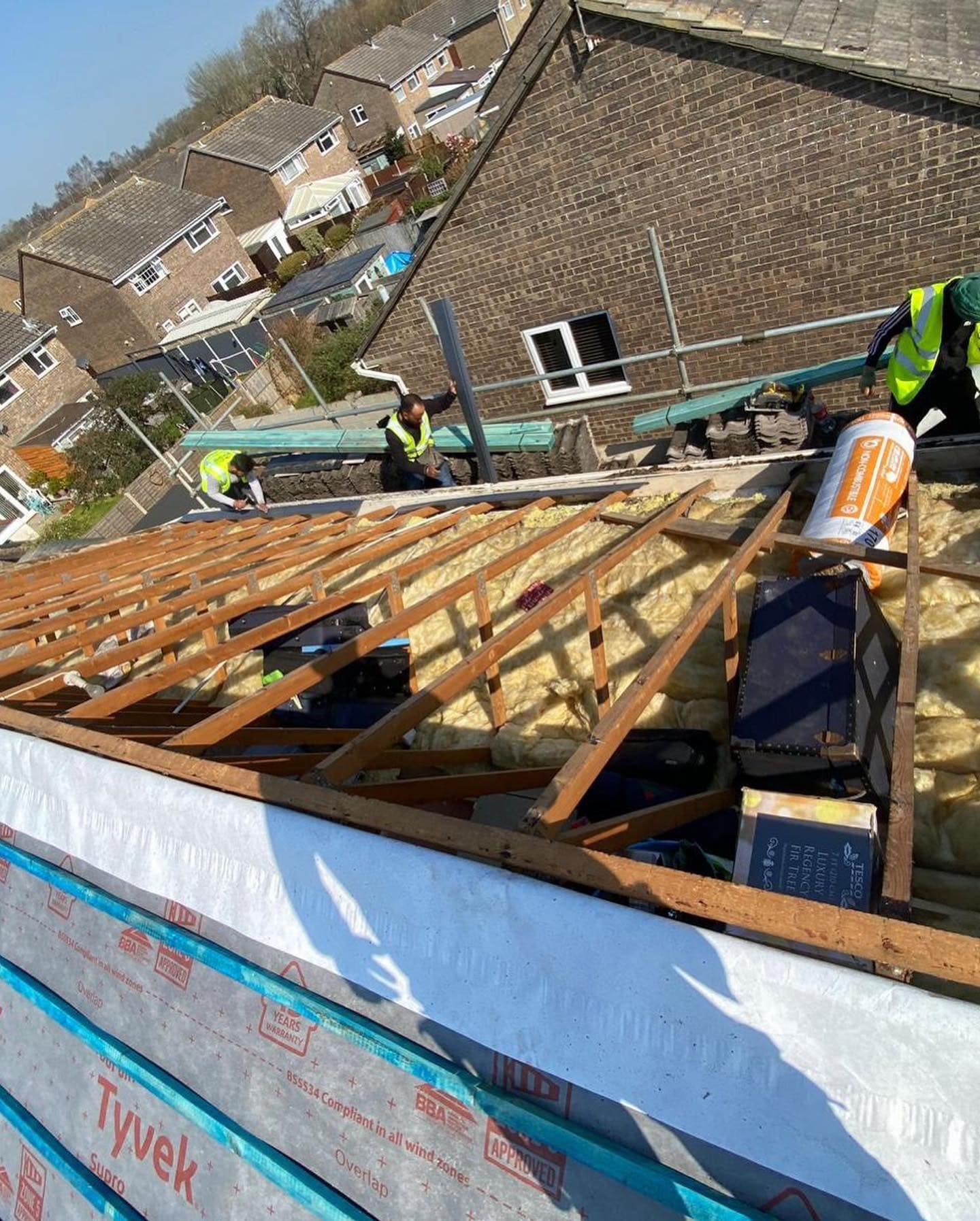 Roofing project - 690663519019277