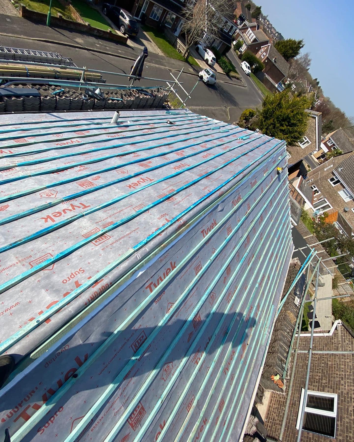 Roofing project - 690663579019271