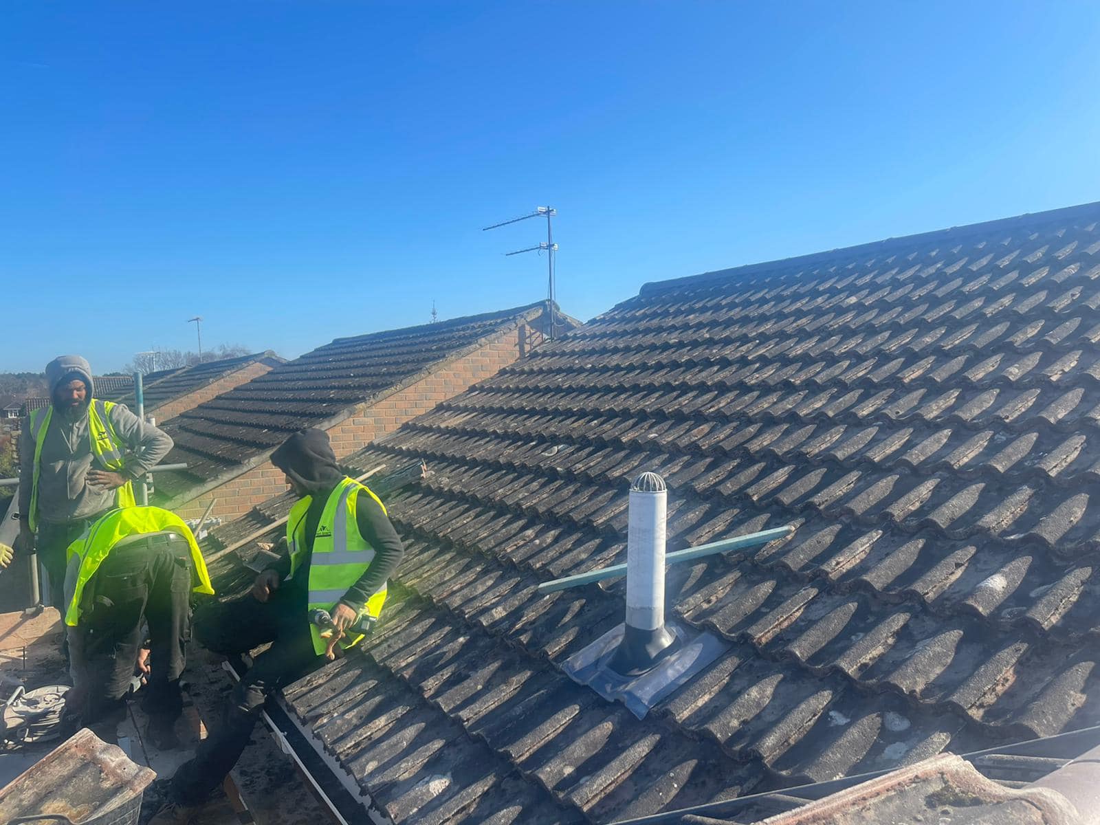 Roofing project - 690677899017839