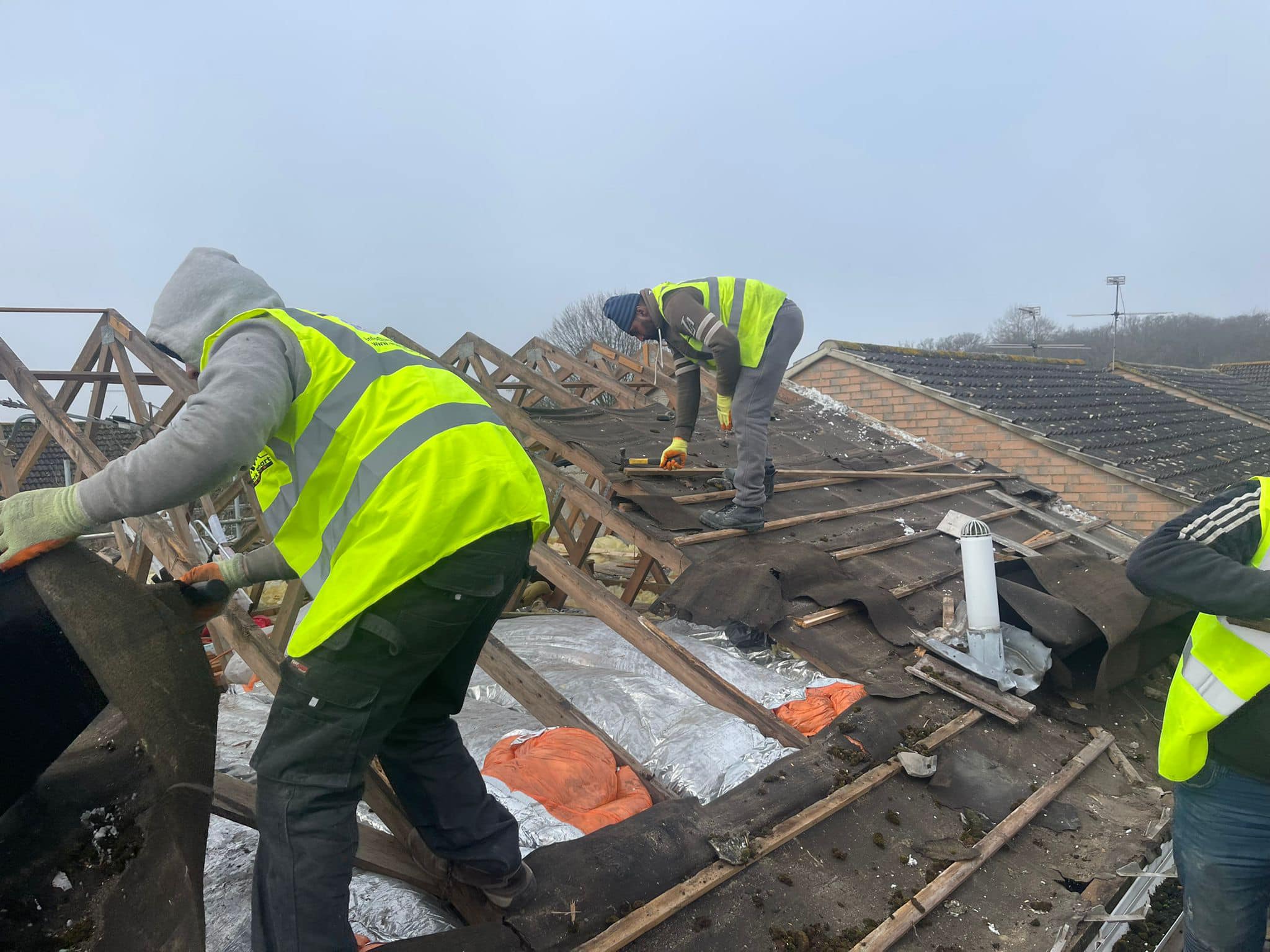 Roofing project - 690678562351106