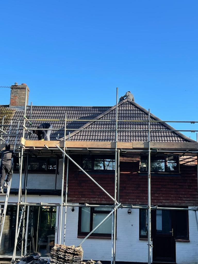 Roofing project - 690679345684361