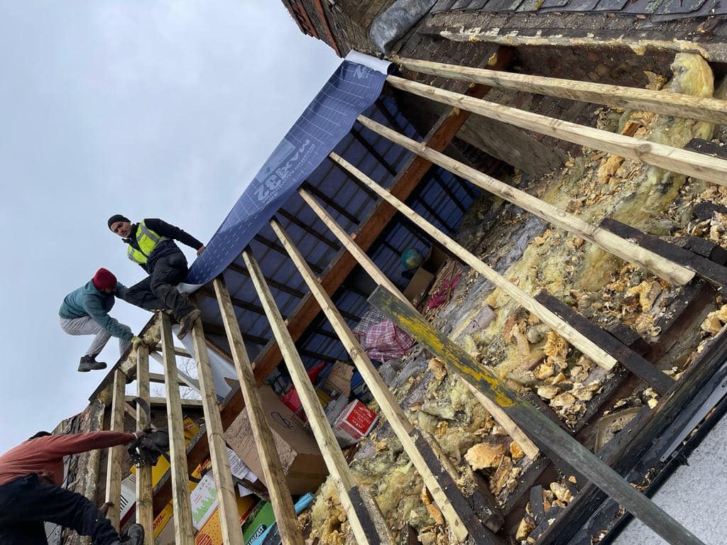 Roofing project - 699548971464065