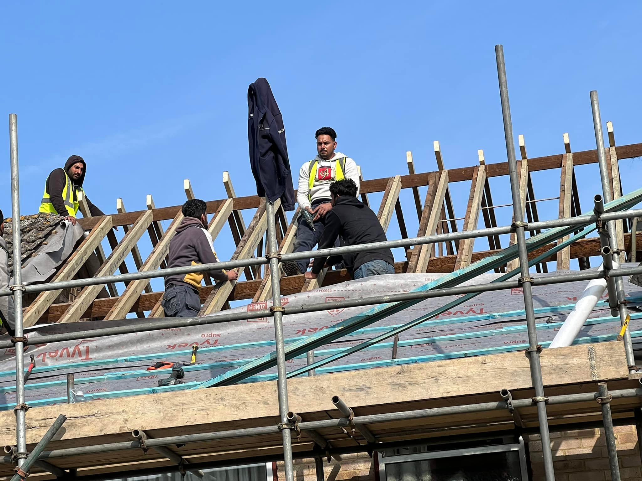 Roofing project - 699550111463951