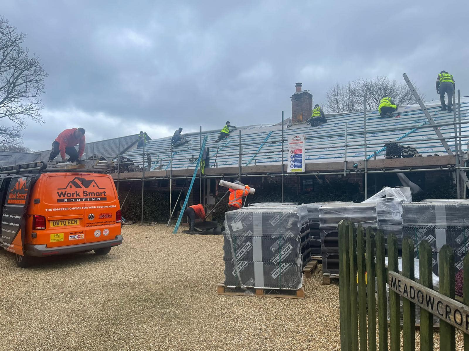 Roofing project - 699553781463584