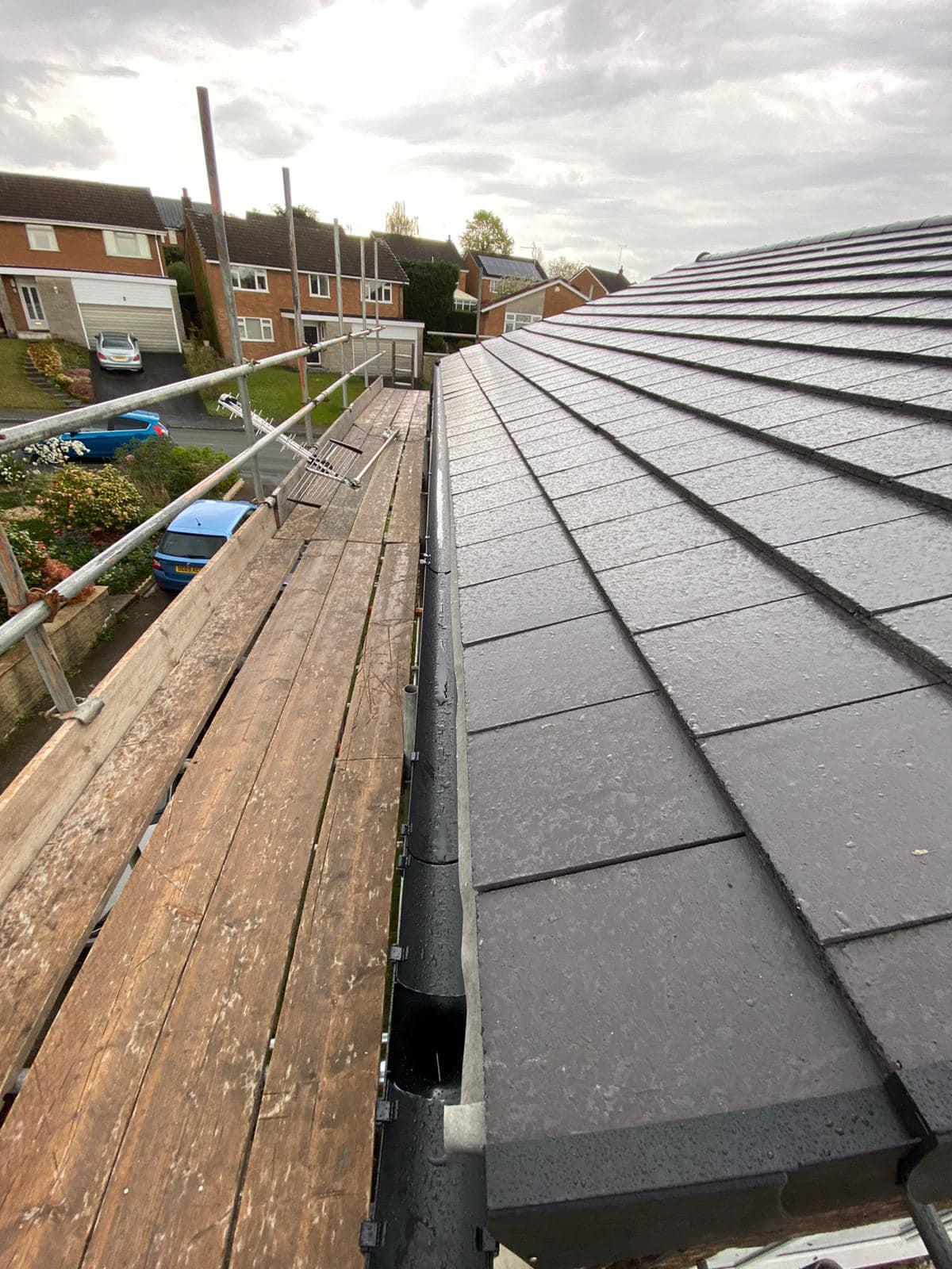 Roofing project - 707210600697902