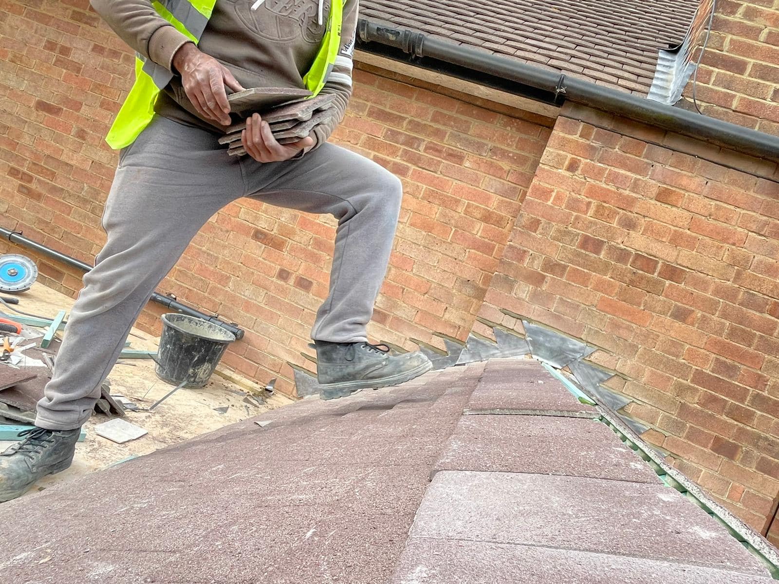 Roofing project - 707214947364134