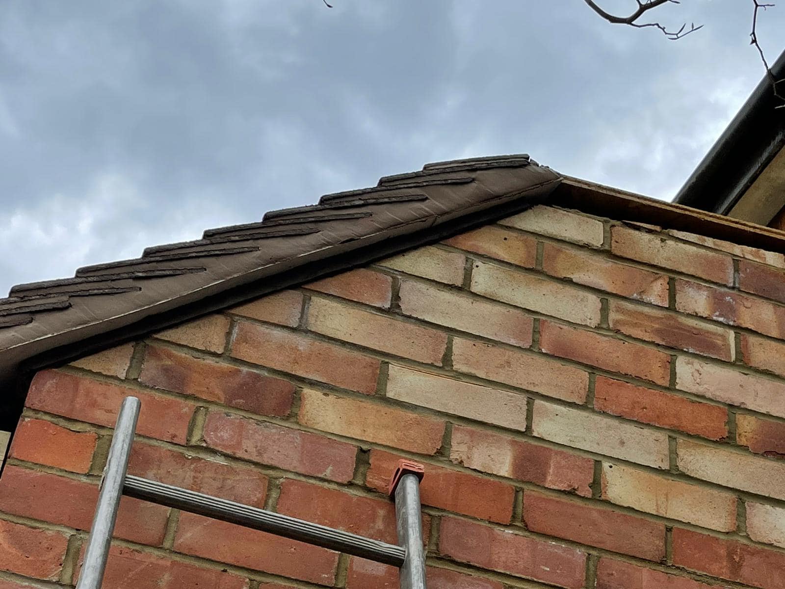 Roofing project - 707215000697462