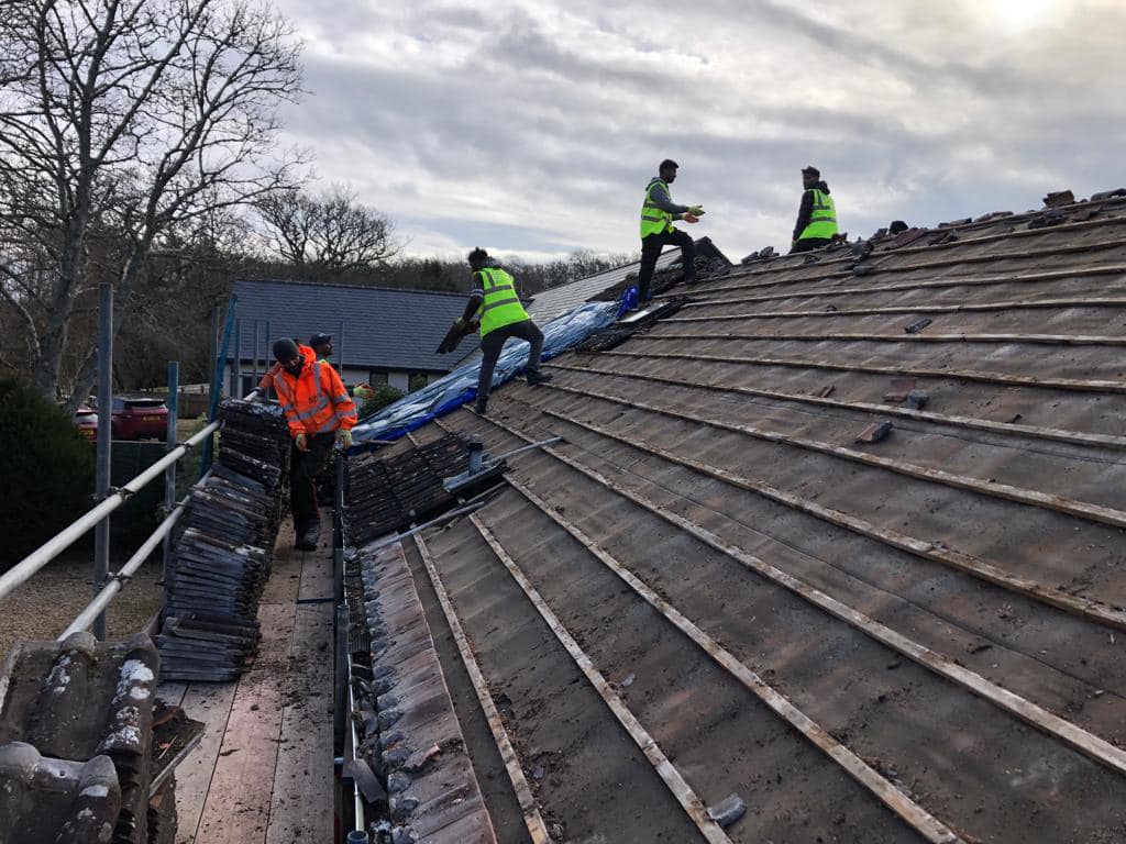 Roofing project - 707216937363935