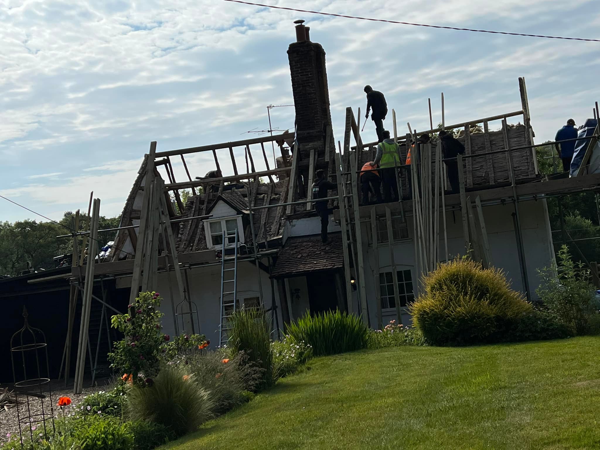 Roofing project - 738663244219304