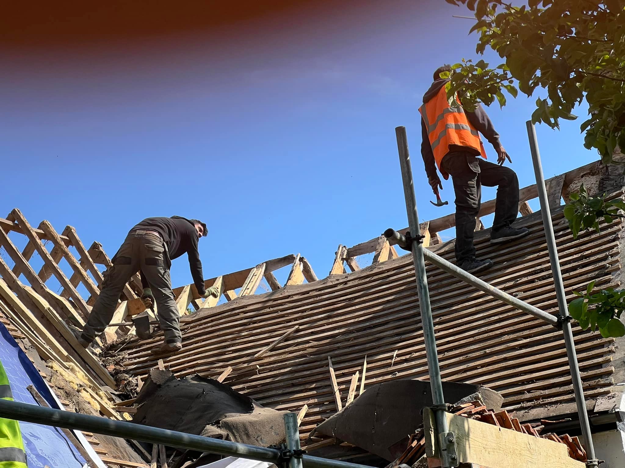 Roofing project - 738664210885874